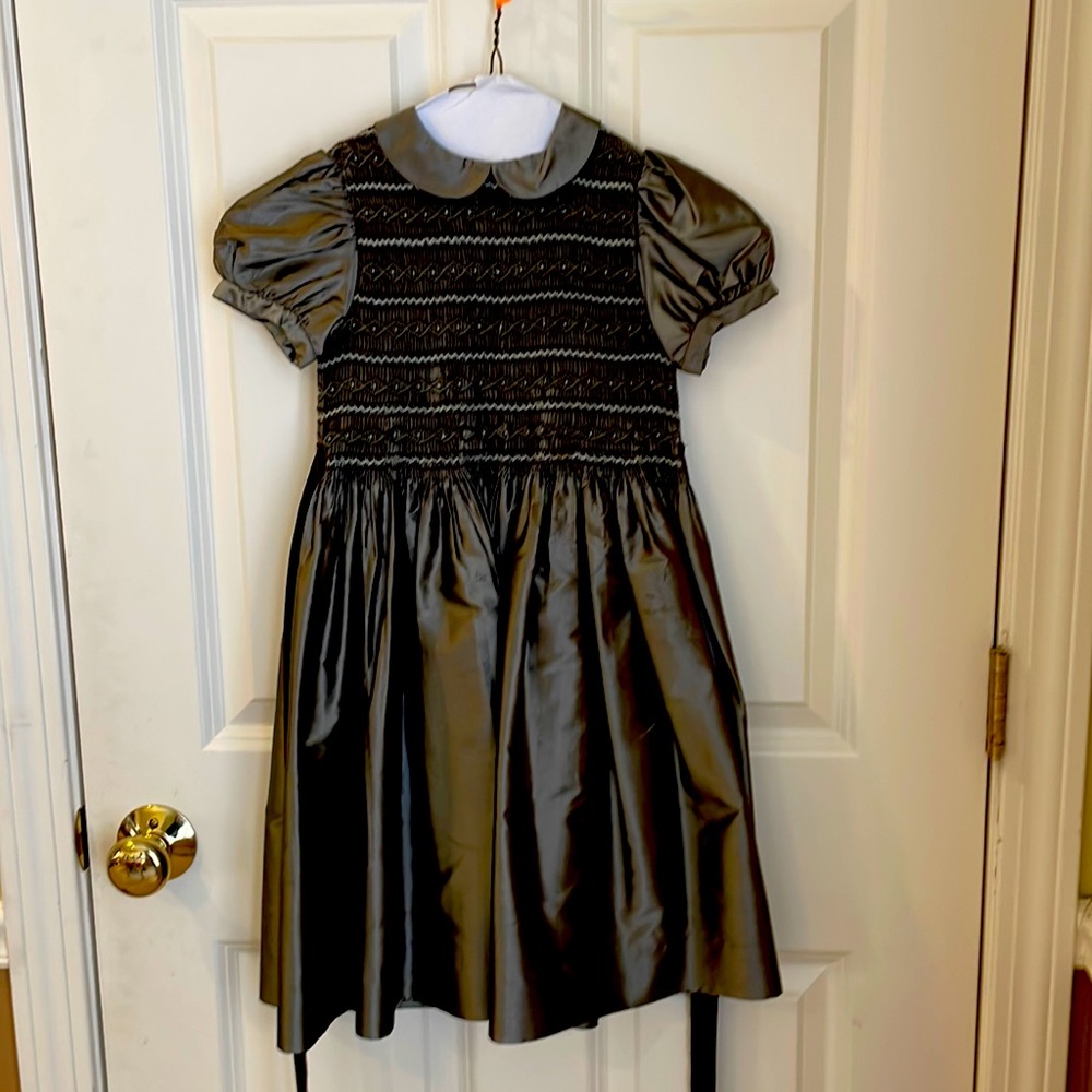 Bonpoint girls size 6 silk smocked dress